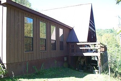 2nd image of 139 Woodlands Dr