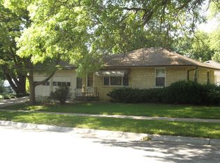 5740 Francis St, Lincoln, NE 68505