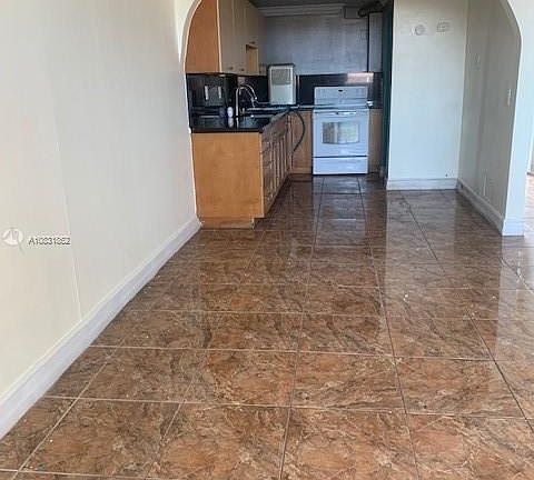 5th image of 10090 NW 80th Ct APT 1404