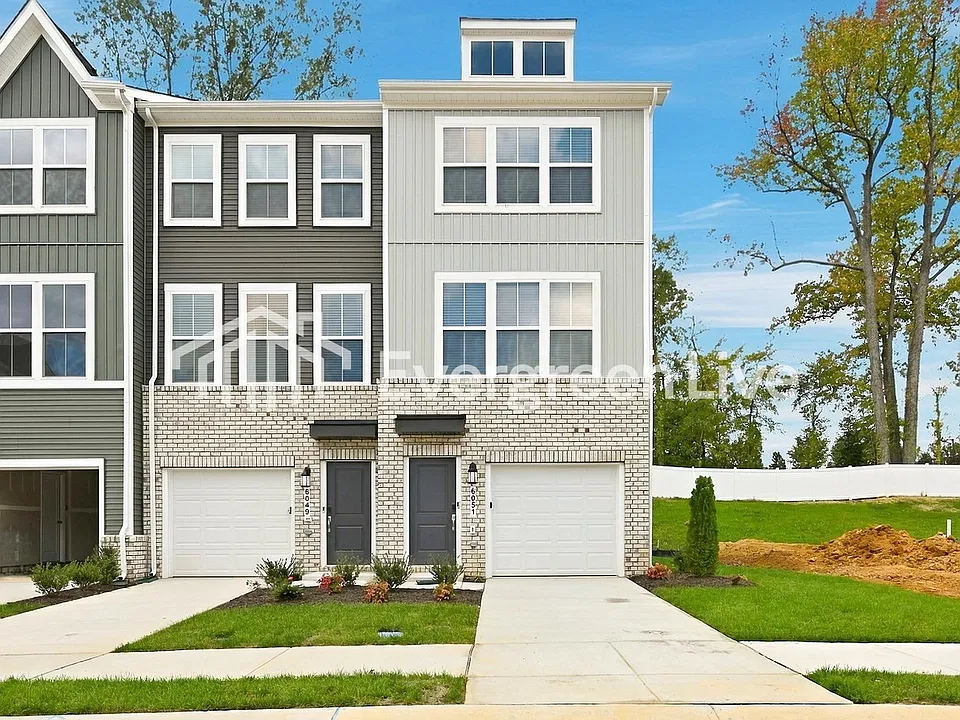 6051 Blue Iris Rd