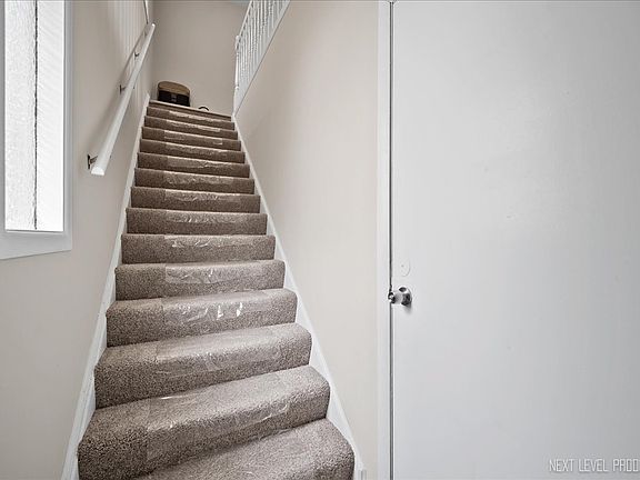 2nd image of 2S713 Winchester Cir E #4