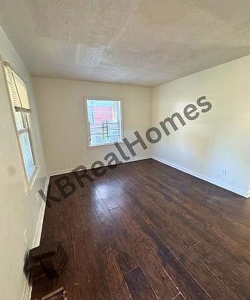 3rd image of 2601 Kenner Ave
