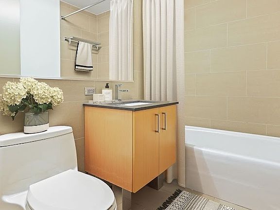 5th image of 8 Spruce St APT 47E