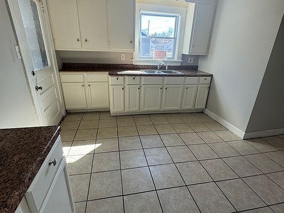 5th image of 5113 Futura Ave