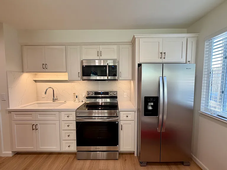1901 N Edison Blvd — Photo 9