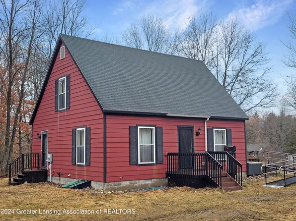4274 Blue Vista Dr, Evart, MI 49631