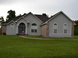 328 Chateau Dr, Lockport, LA 70374