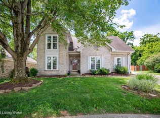 3904 Vantage Pl, Jeffersontown, KY 40299