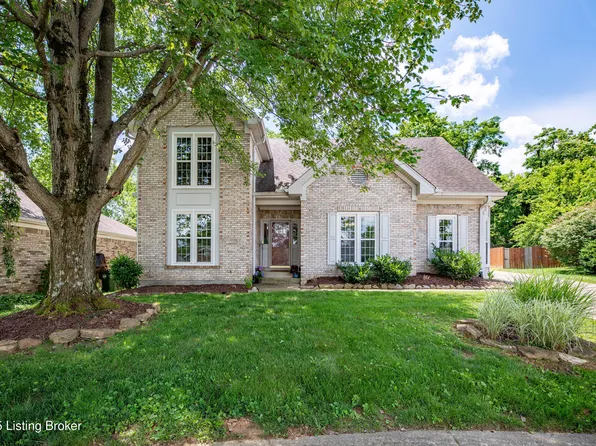 3904 Vantage Pl, Jeffersontown, KY 40299