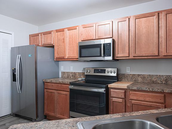 5th image of 3050 Cloverly Ln