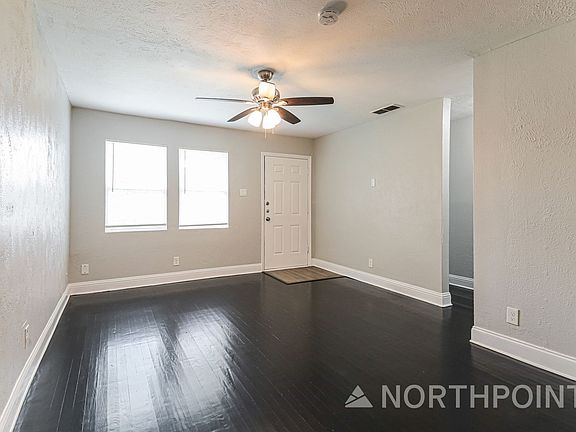 3rd image of 1101 Rancho Dr