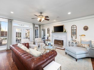 1812 Branch Hollow Ln, Grapevine, TX 76051