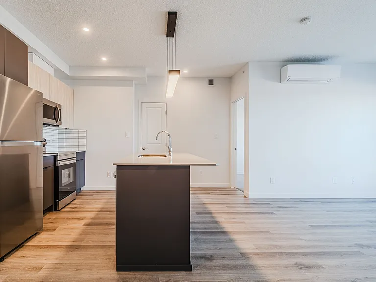 203 Salisbury Way — Photo 55