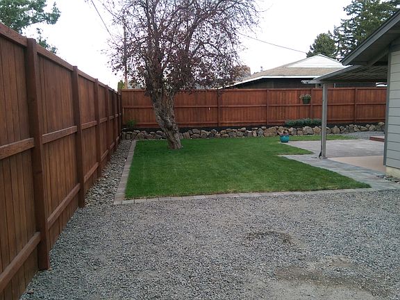 5th image of 174 NE Cowden Dr