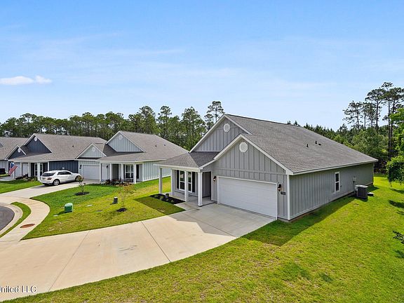 4th image of 7733 Coral Ln