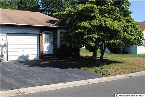 1st image of 15B Deerfield Dr #Sec-52