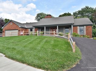 315 West Ln, Geneva, IL 60134