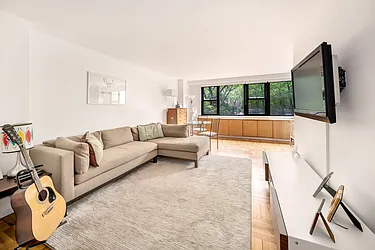 230 East 15th Street
