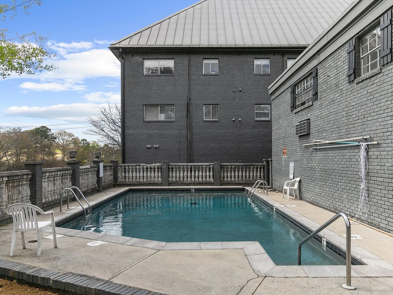 Clairmont Hill — Photo 4