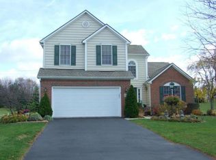 6905 Sunningdale Dr, Westerville, OH 43082