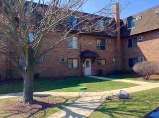 2296 Century Point Ln FL 1ST, Glendale Heights, IL 60139