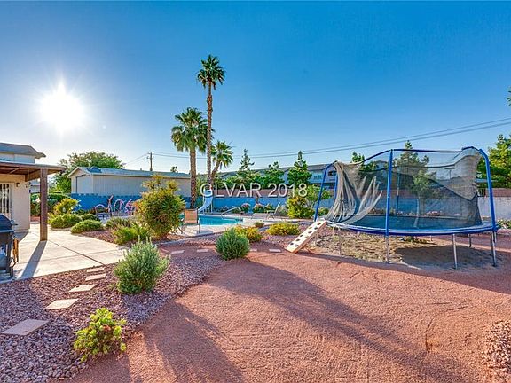 4th image of 5812 Paseo Del Mar