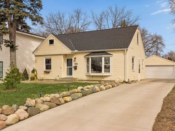 8530 W 35th St, Minneapolis, MN 55426