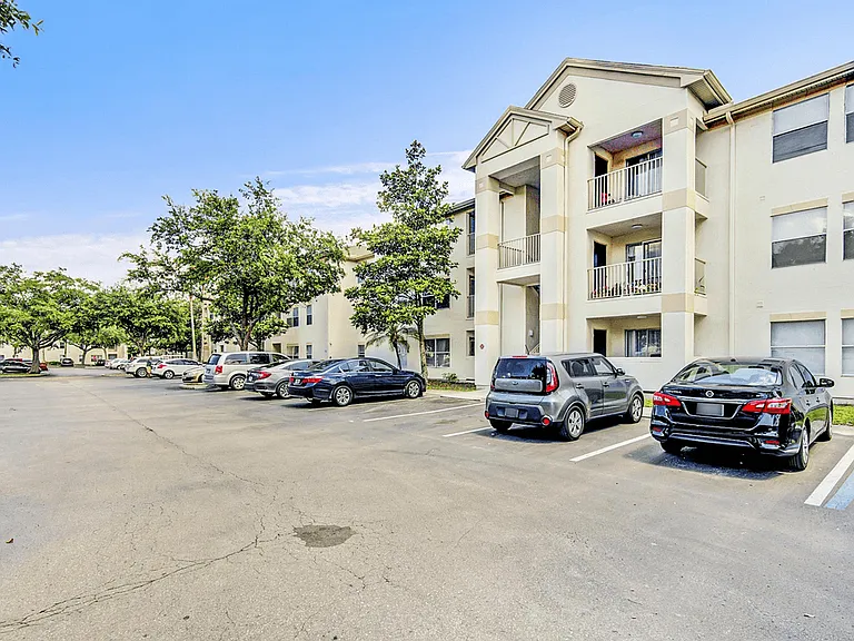 Cedar Forest Apartments — Photo 19