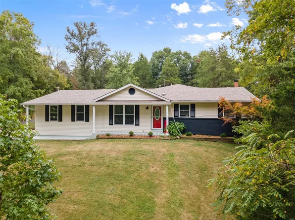 5872 Serene Dr, House Springs, MO 63051