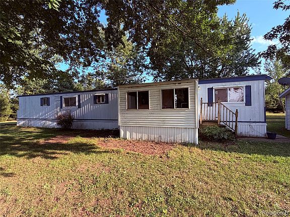 2nd image of 5656 Delong Rd