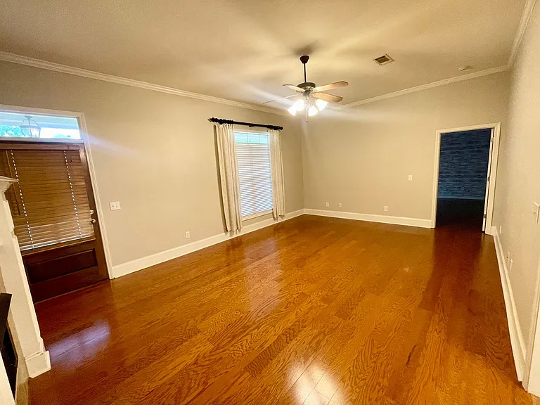 117 Kenzie Dr — Photo 7