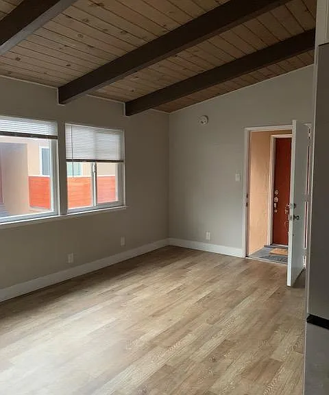 735 N Amphlett Blvd #2 — Photo 1
