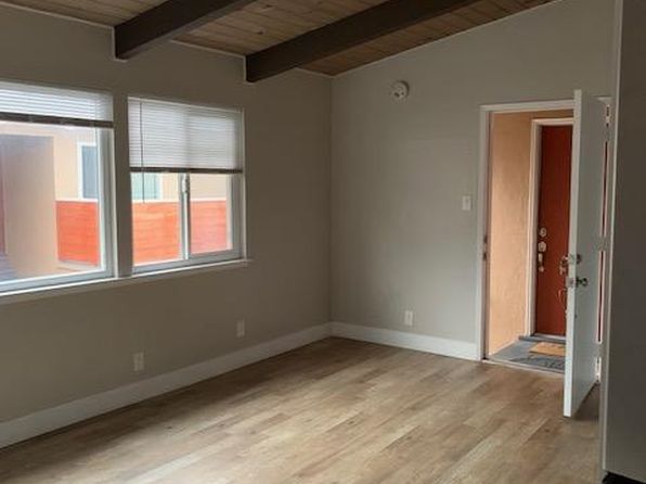 735 N Amphlett Blvd #2