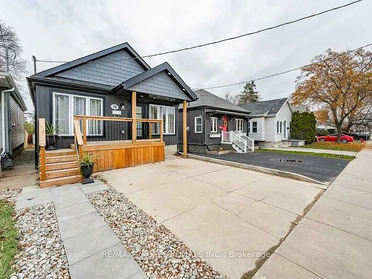 15 Wexford Ave N #LOWER — Photo 12