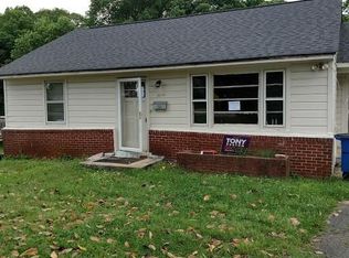 3638 Carver School Rd, Winston Salem, NC 27105