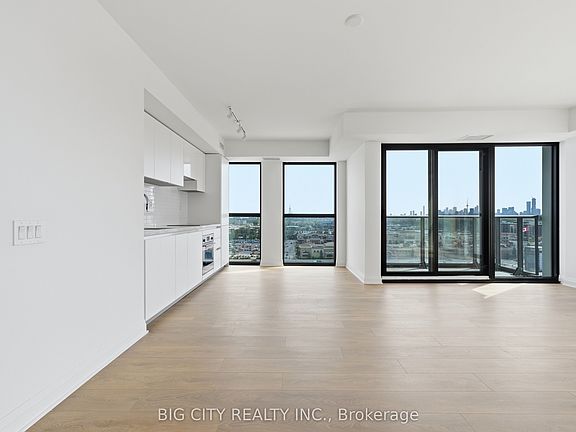4th image of 25 Frederick St #1202