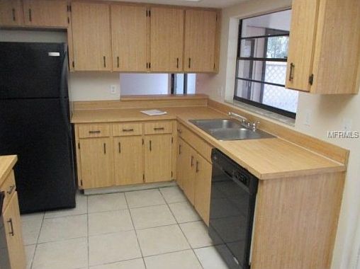 4th image of 10316 Chadbourne Dr