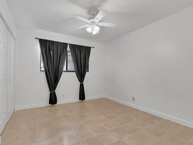 15364 Lakes Of Delray Blvd #45 — Photo 37
