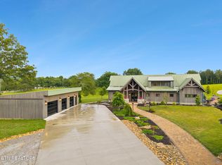 3173 Genesis Rd, Crossville, TN 38571