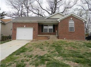 9016 Sagebrush Ct, Louisville, KY 40228
