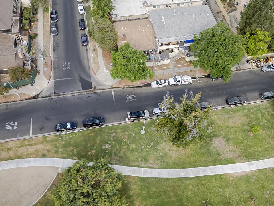 1st image of 12401 Archwood St #2-5
