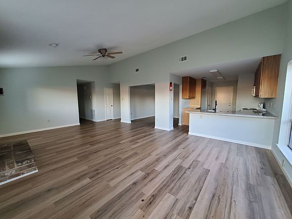 2nd image of 10502 Autumn Meadow Ln