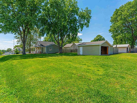 2nd image of 228 Willard Ave