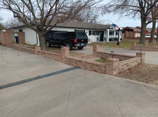 10323 E 15th St, Tulsa, OK 74128