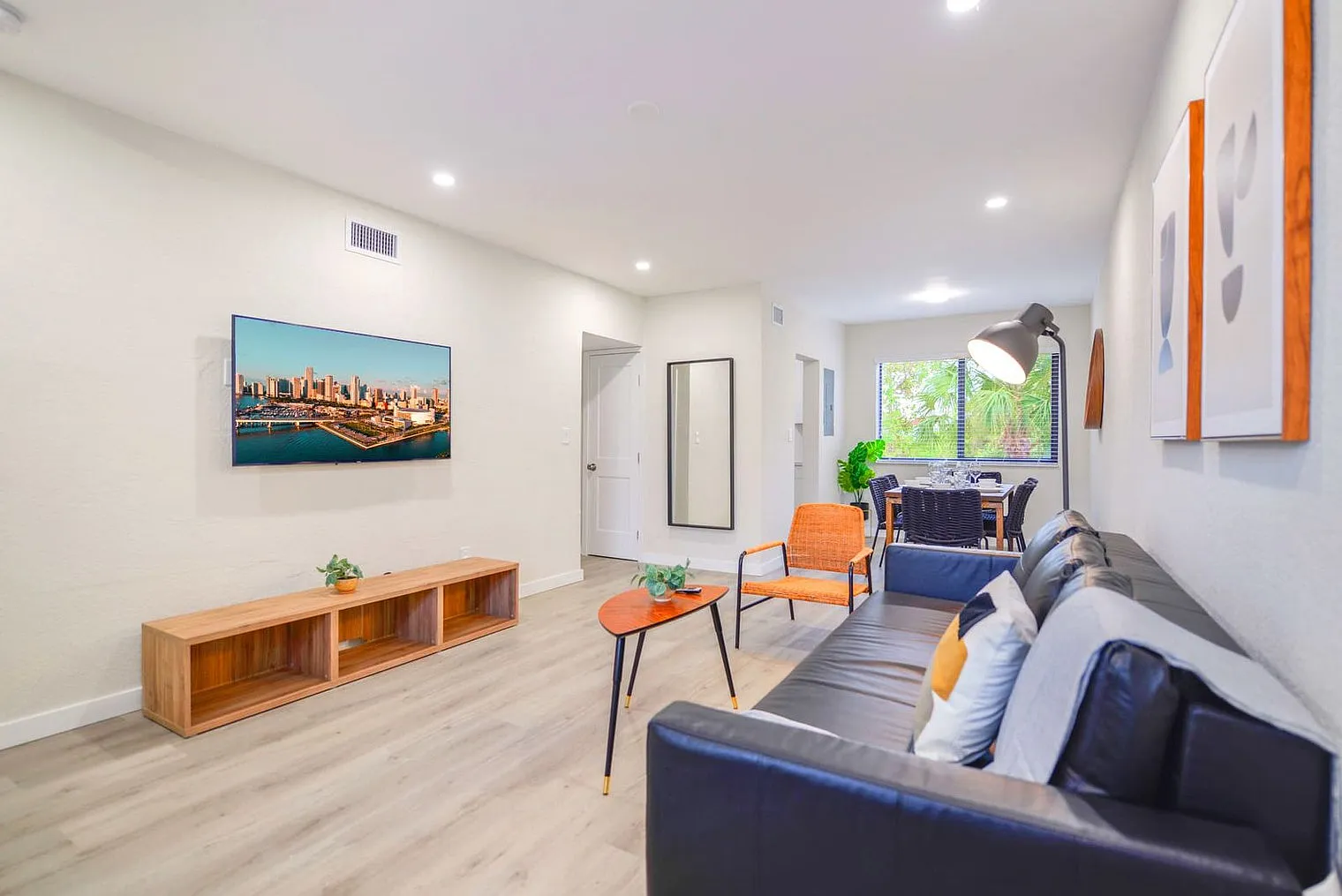 2 bed, 2.0 bath, 1270 sqft, $4,119 — Photo 1