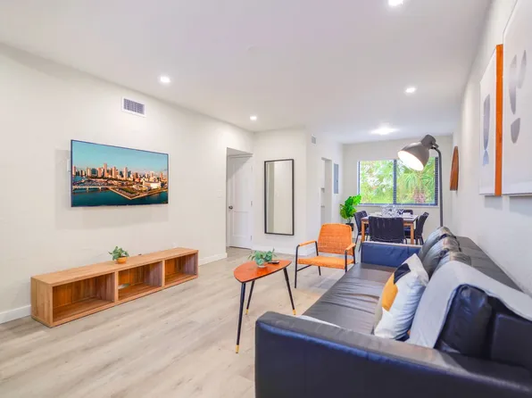 700 SW 11th Ave, Miami, FL