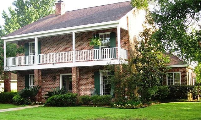 1st image of 205 Bayside Dr