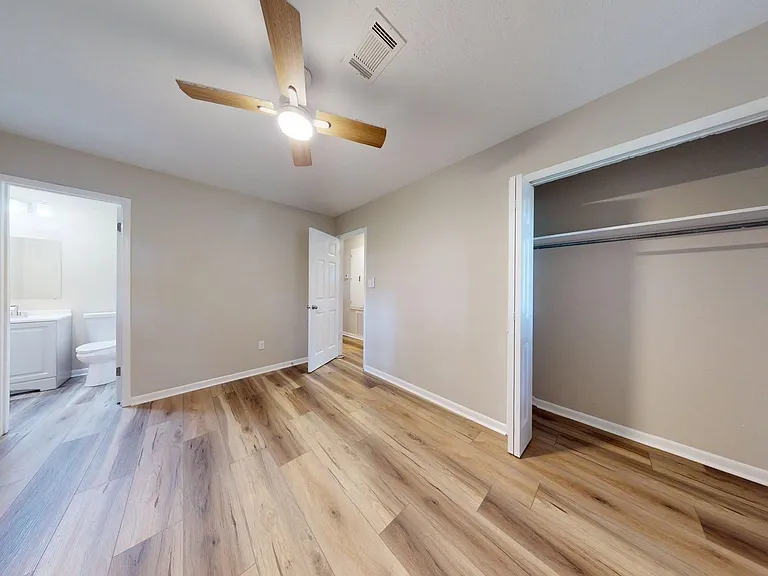 1217 Frederick Rd — Photo 8
