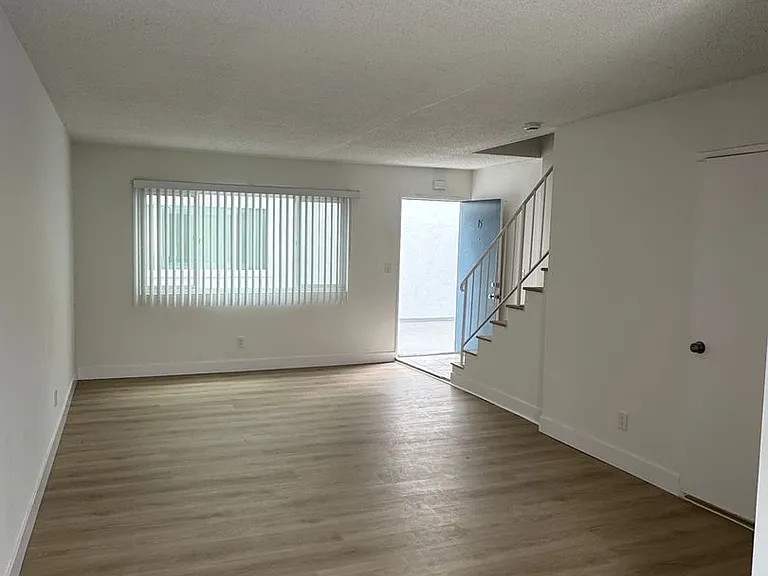 3505 Emerald St — Photo 24