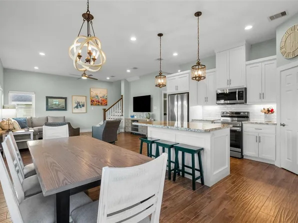 22318 Vista Del Mar, Galveston, TX 77554